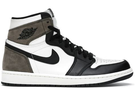 jordan 1 retro high dark mocha.